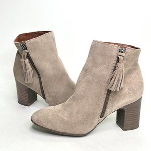 Born Womens Suede Heeled Bootie w/ Tassel Ankle Boots Water Resistant Size 8 M